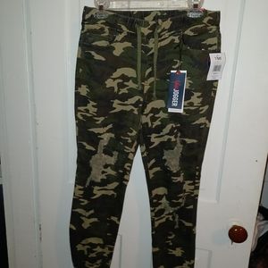 YMI Camo Joggers Size M